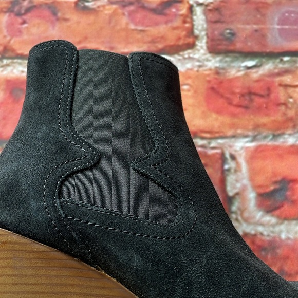 Black Suede Andre Assous Palmer Wedge Chelsea Western-Style Booties - Picture 10 of 17